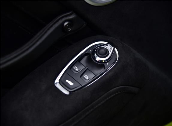 V8 Vantage 2018款 4.0T V8 Coupe 车厢座椅   门窗控制