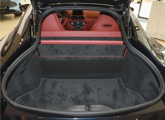 V8 Vantage 2023款 4.0T V8 Coupe 车厢座椅   后备厢