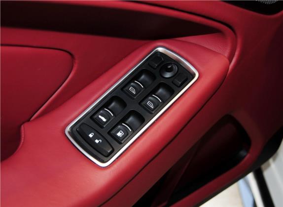 Vanquish 2014款 6.0L 百年纪念版 车厢座椅   门窗控制