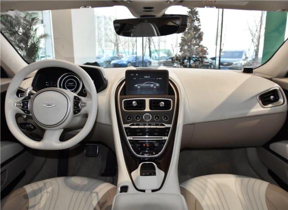 阿斯顿·马丁DB11 2019款 5.2T V12 Coupe 中控类   中控全图