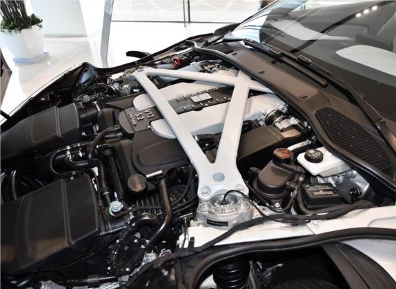 阿斯顿·马丁DB11 2019款 5.2T V12 Coupe 其他细节类   发动机舱