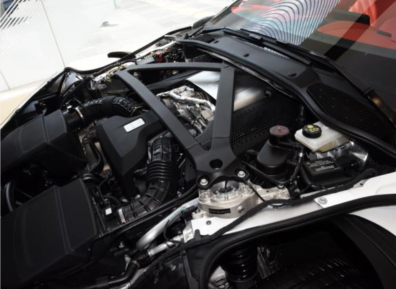 阿斯顿·马丁DB11 2020款 4.0T V8 Volante 其他细节类   发动机舱