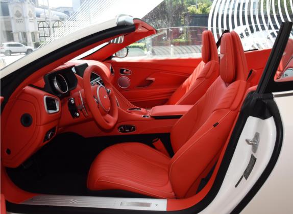 阿斯顿·马丁DB11 2020款 4.0T V8 Volante 车厢座椅   前排空间