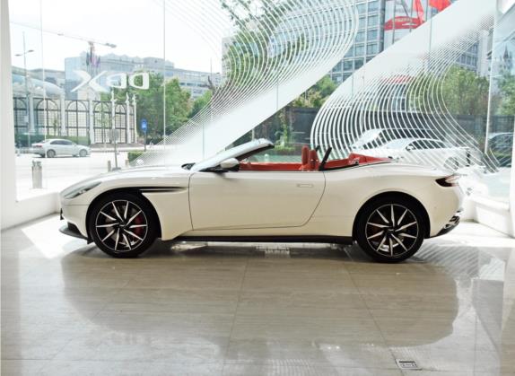 阿斯顿·马丁DB11 2020款 4.0T V8 Volante 外观   正侧