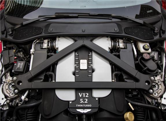 阿斯顿·马丁DBS 2019款 DBS Superleggera V12 Coupe 其他细节类   发动机舱
