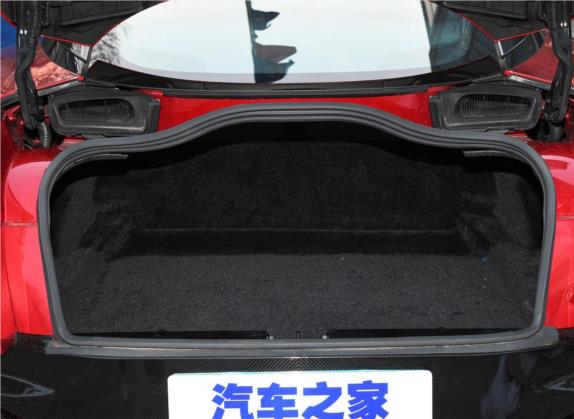 阿斯顿·马丁DBS 2019款 DBS Superleggera V12 Coupe 车厢座椅   后备厢