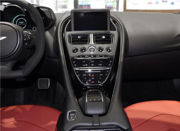 阿斯顿·马丁DBS 2020款 DBS Superleggera V12 Coupe 中控类   中控台