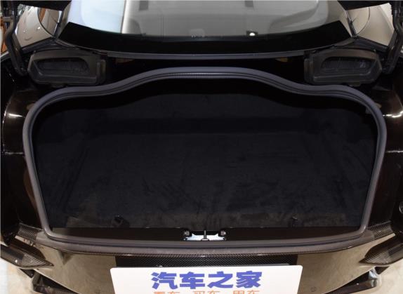阿斯顿·马丁DBS 2020款 DBS Superleggera V12 Coupe 车厢座椅   后备厢