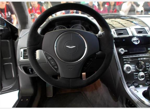 V12 Vantage 2009款 6.0L Manual Coupe 中控类   驾驶位