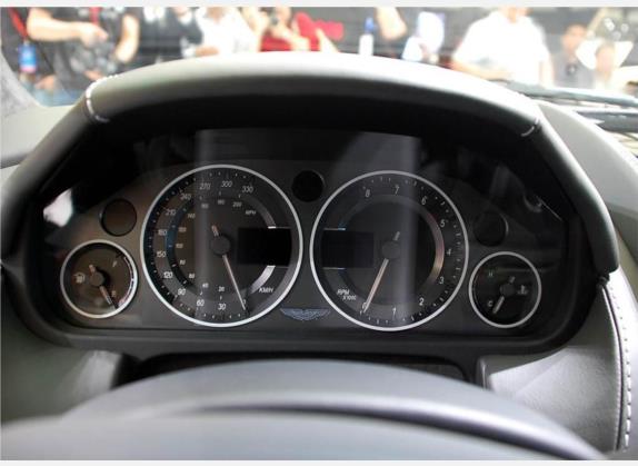 V12 Vantage 2009款 6.0L Manual Coupe 中控类   仪表盘
