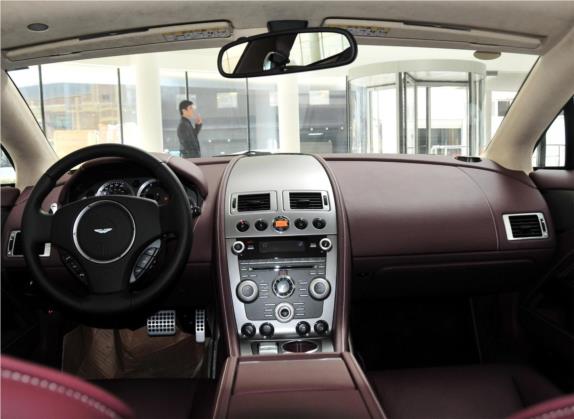 Rapide 2010款 6.0L 中控类   中控全图