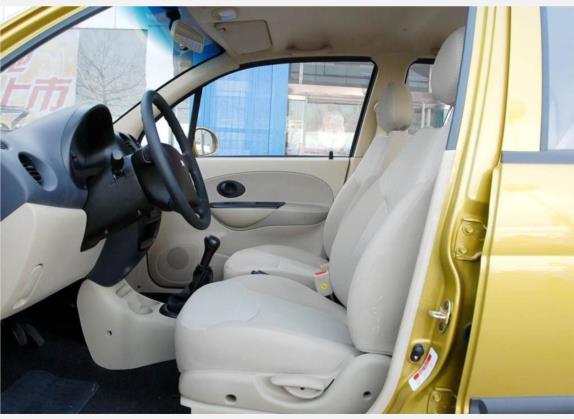 乐驰 2009款 1.2L 手动活力型 车厢座椅   前排空间
