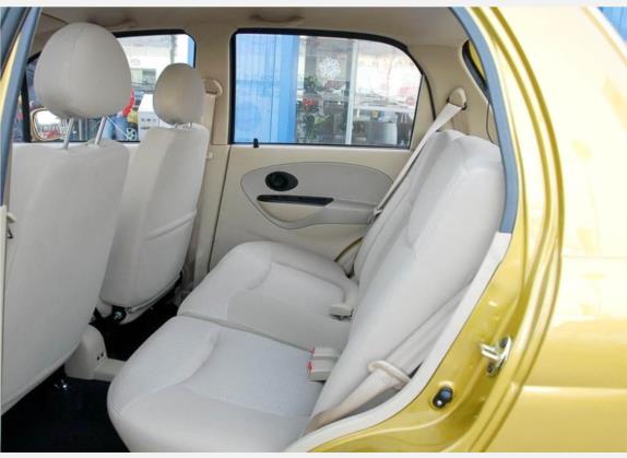 乐驰 2009款 1.2L 手动活力型 车厢座椅   后排空间
