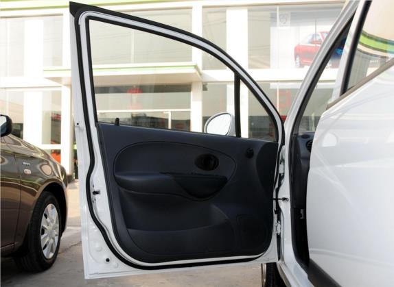 乐驰 2012款 改款 1.0L 手动P-TEC标准型 车厢座椅   前门板