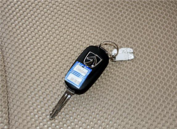乐驰 2012款 改款 1.0L 手动P-TEC舒适型 其他细节类   钥匙