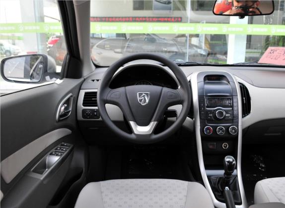 宝骏630 2011款 1.5L 手动舒适型 中控类   驾驶位