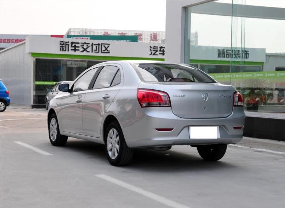 宝骏630 2011款 1.5L 手动舒适型 外观   斜后