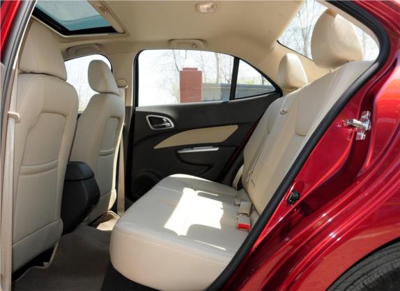 宝骏630 2012款 1.5L DVVT自动精英型 车厢座椅   后排空间