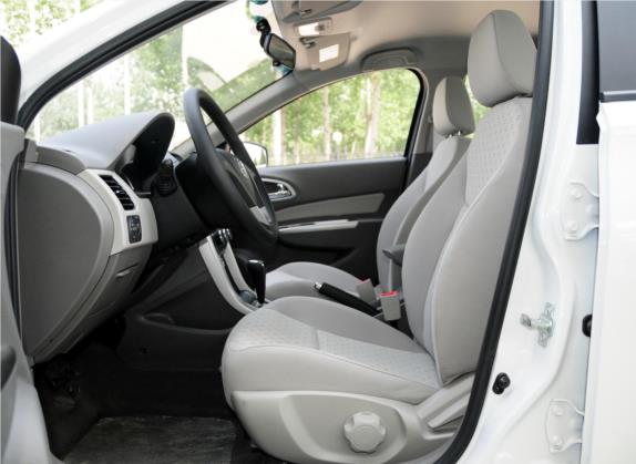 宝骏630 2012款 1.5L DVVT自动舒适型 车厢座椅   前排空间