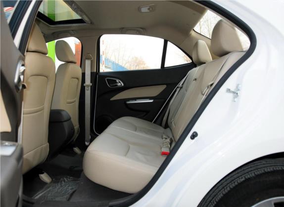 宝骏630 2012款 1.8L 手动舒适型 车厢座椅   后排空间