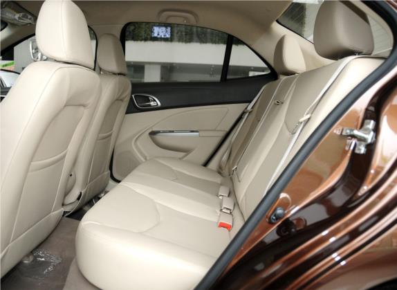宝骏630 2014款 1.5L 手动舒适型 车厢座椅   后排空间