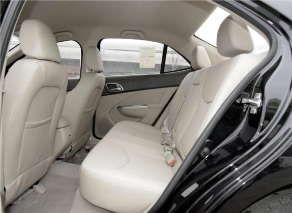 宝骏630 2014款 1.5L 自动舒适型 车厢座椅   后排空间