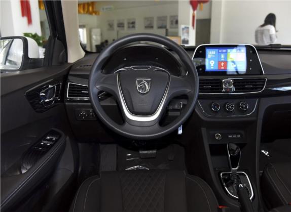 宝骏630 2016款 1.5L 自动舒适型 中控类   驾驶位