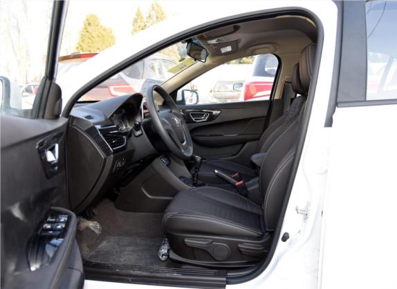 宝骏630 2016款 1.5L 手动舒适型 车厢座椅   前排空间
