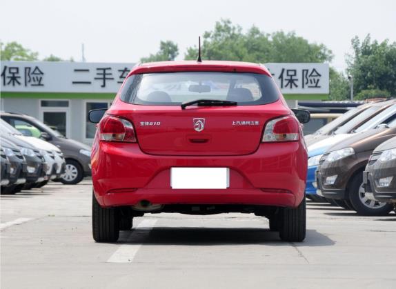 宝骏610 2014款 1.5L 手动标准型 外观   正后