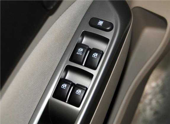 宝骏610 2014款 1.5L 自动舒适型 车厢座椅   门窗控制