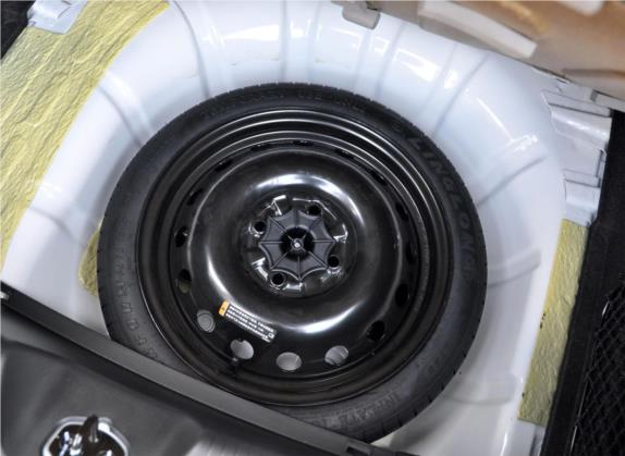 宝骏610 2014款 CROSS 1.5L 手动标准型 其他细节类   备胎