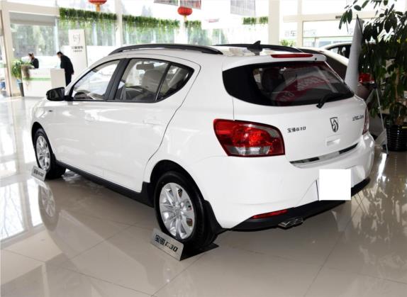 宝骏610 2014款 CROSS 1.5L 手动舒适型 外观   斜后