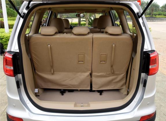 宝骏730 2016款 1.8L 手动豪华型 7座 车厢座椅   后备厢