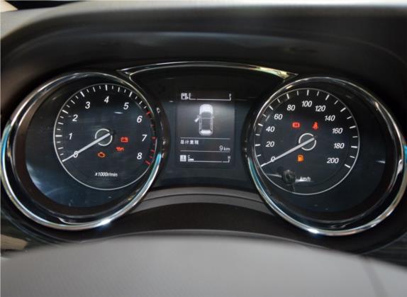 宝骏730 2016款 1.5T 手动舒适型 7座 中控类   仪表盘