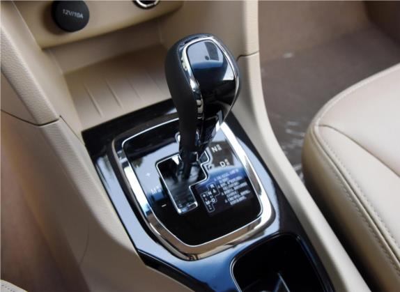 宝骏730 2016款 1.8L iAMT舒适型 7座 中控类   挡把
