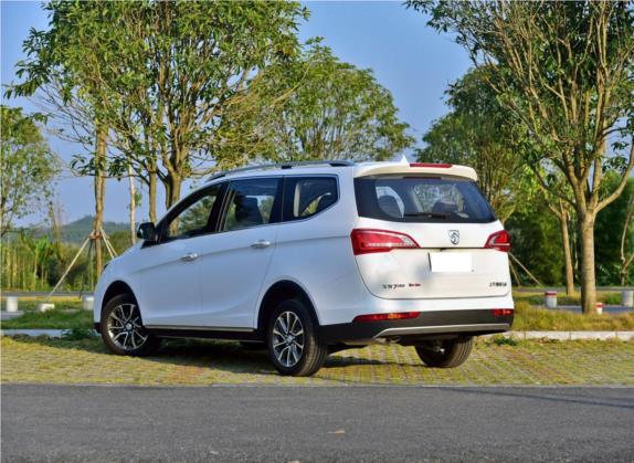 宝骏730 2017款 1.5T DCT旗舰型 7座 国V 外观   斜后