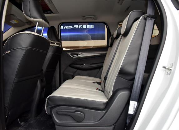 宝骏730 2019款 1.5T CVT旗舰型 7座 国V 车厢座椅   后排空间