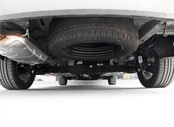 宝骏730 2019款 1.5L 手动时尚型 7座 国VI 其他细节类   后悬架