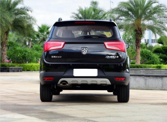 宝骏560 2015款 1.8L 手动舒适型 外观   正后
