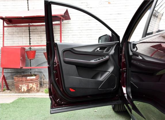 宝骏560 2016款 1.8L 手动豪华型 车厢座椅   前门板