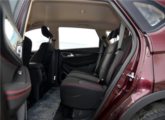 宝骏560 2016款 1.8L 手动超值型 车厢座椅   后排空间