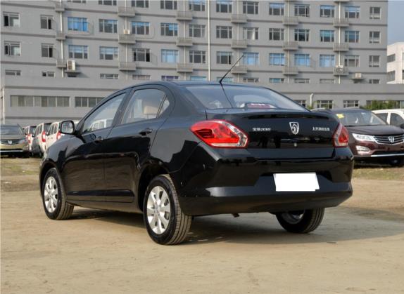 宝骏330 2016款 1.5L 手动舒适型 外观   斜后