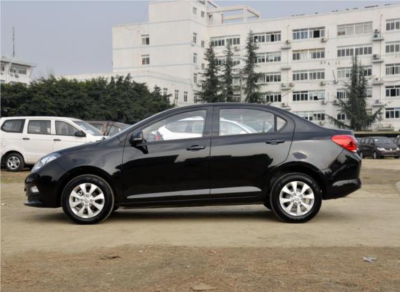宝骏330 2016款 1.5L 手动舒适型 外观   正侧