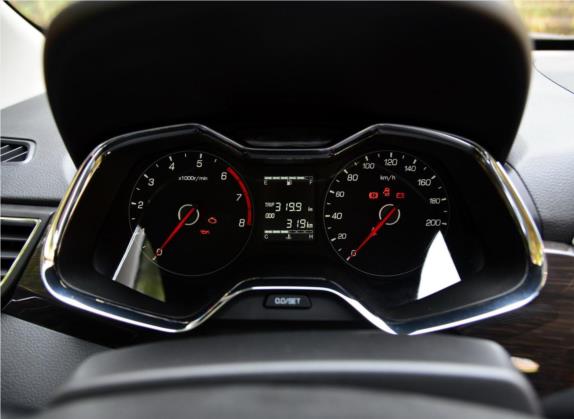 宝骏310 2016款 1.2L 手动豪华型 中控类   仪表盘