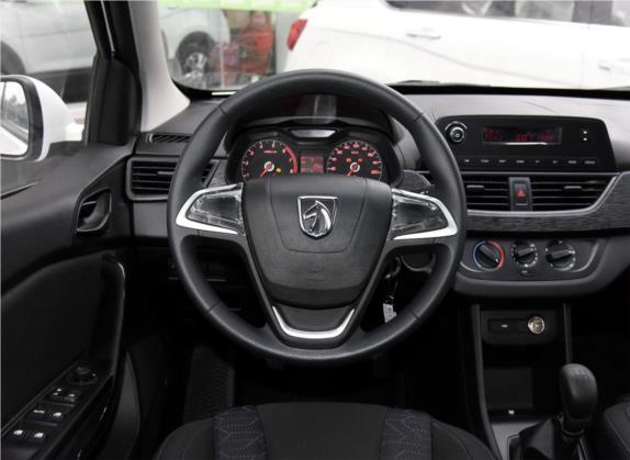宝骏310 2016款 1.2L 手动舒适型 中控类   驾驶位