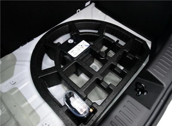 宝骏310 2016款 1.2L 手动舒适型 其他细节类   备胎