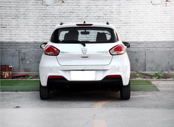 宝骏310 2017款 1.5L 手动豪华型 外观   正后