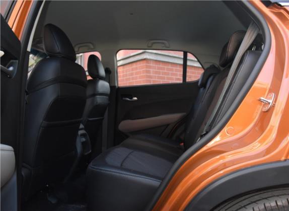 宝骏510 2017款 1.5L 自动时尚型 车厢座椅   后排空间