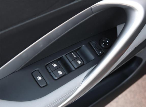 宝骏510 2017款 1.5L 自动时尚型 车厢座椅   门窗控制