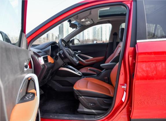 宝骏510 2018款 1.5L 自动周年特别版 国V 车厢座椅   前排空间